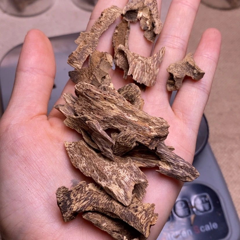 【闪购商品】香榧木海南5.5克房梁