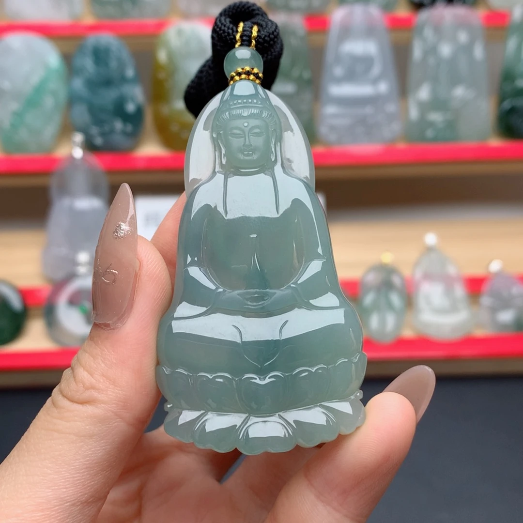 翡翠未镶嵌颈饰素衣