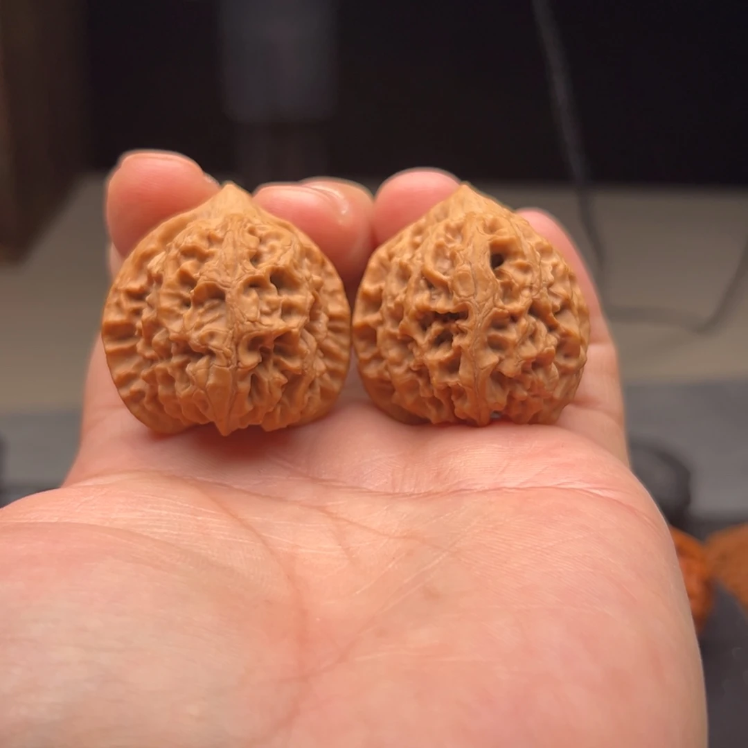 满***星文玩核桃吊坠太行龙纹满天星