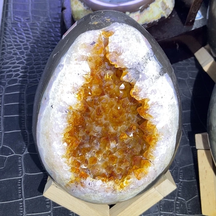 未镶嵌水晶珠宝半成品恐龙蛋