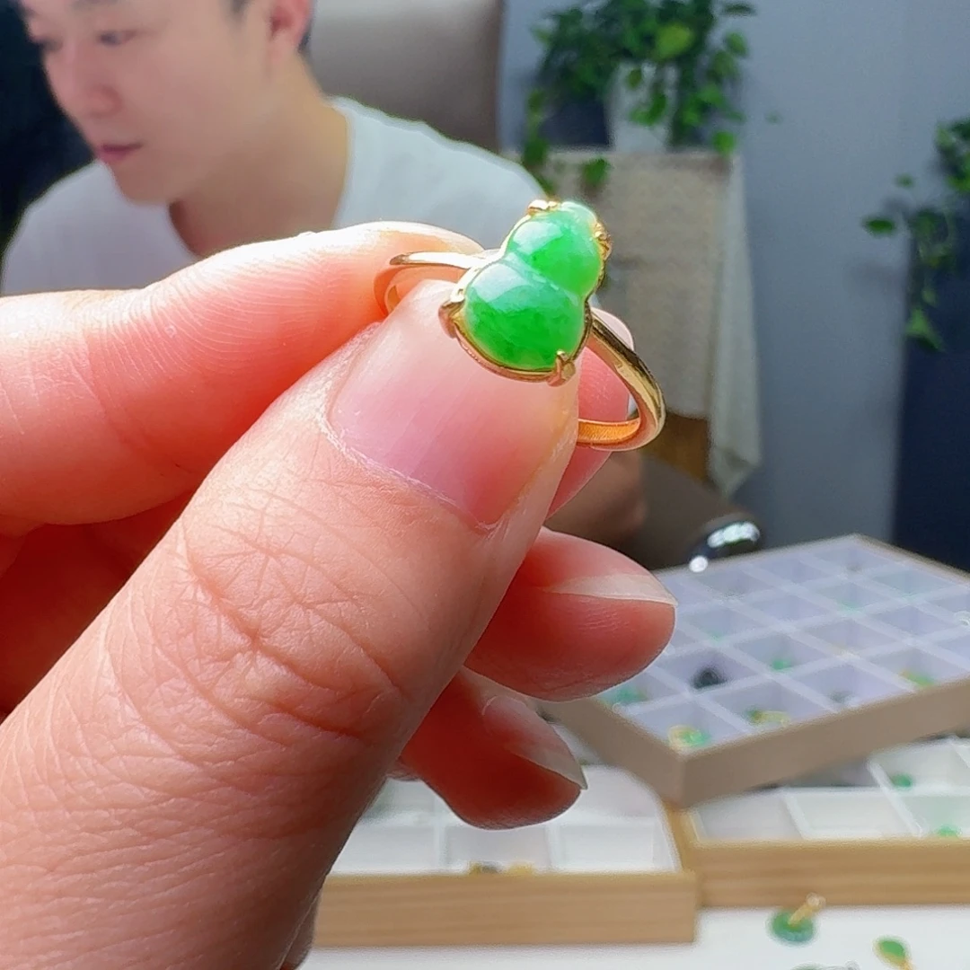 银S925镶嵌戒指翡翠天然