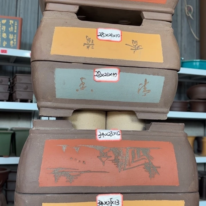 紫砂花盆100-5。