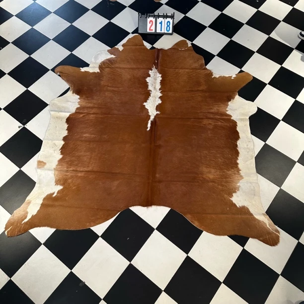 【本尼家】K218 220*205专拍牛皮地毯家用轻奢