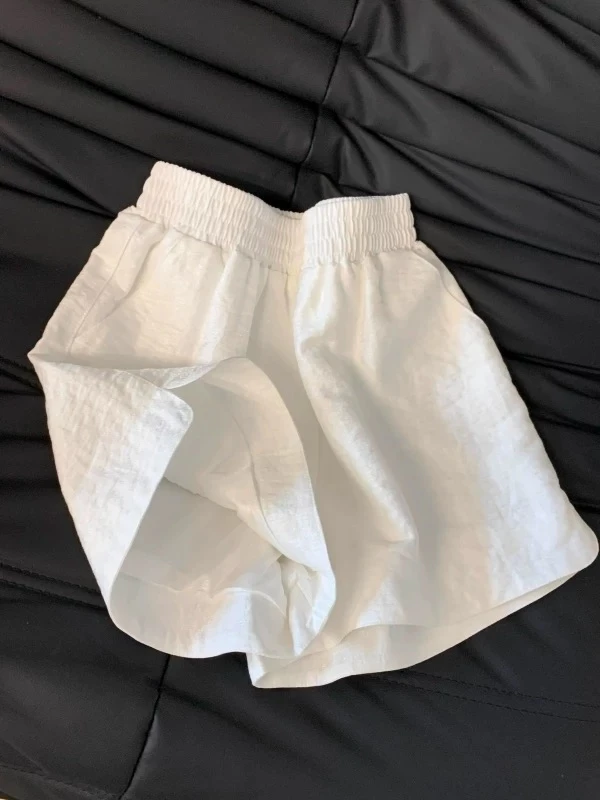 白色短裤女薄款亮丝速干宽松小个子a字显瘦阔腿休闲热裤