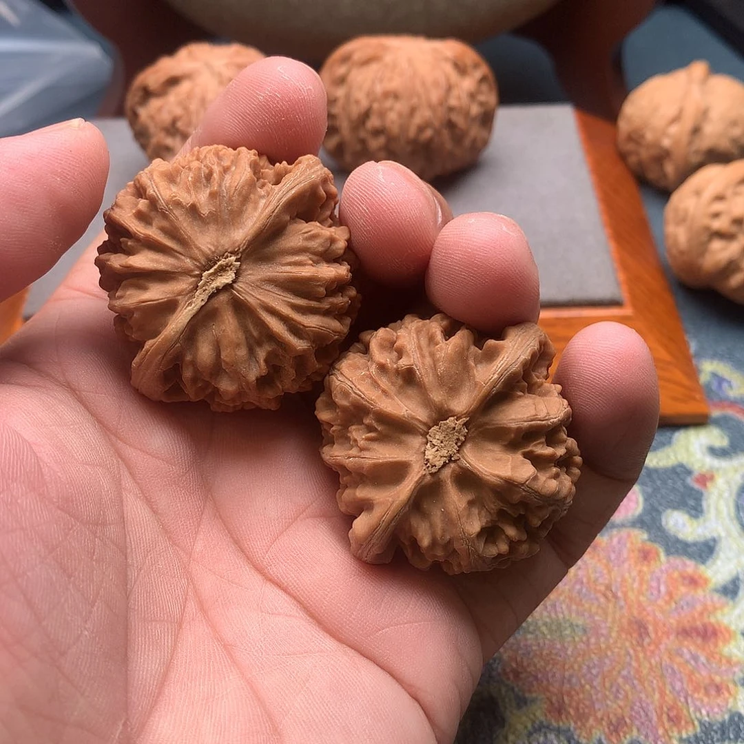 吊坠文玩核桃C****?宫灯