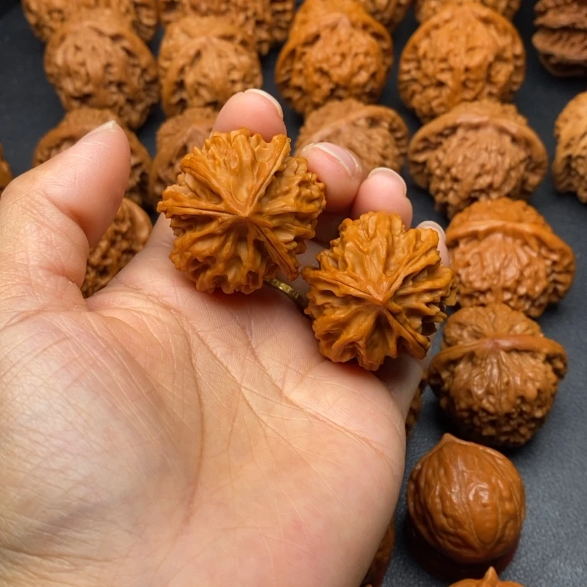 【闪购商品】文玩核桃把件乘**浪三棱