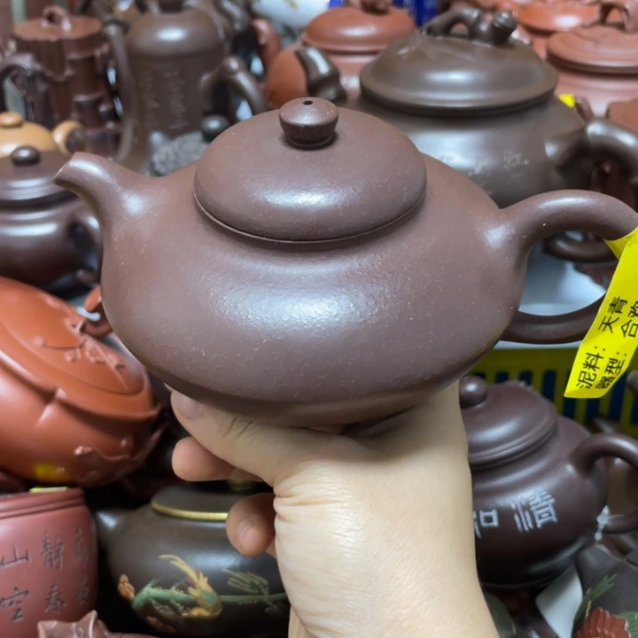 茶壶本山绿泥紫砂艺术学院