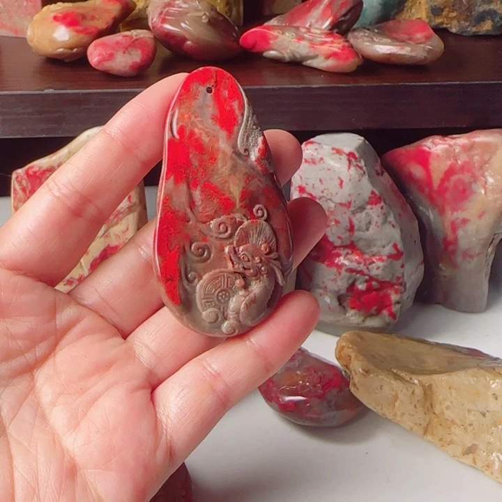 昌化石加*昌化鸡血石挂件