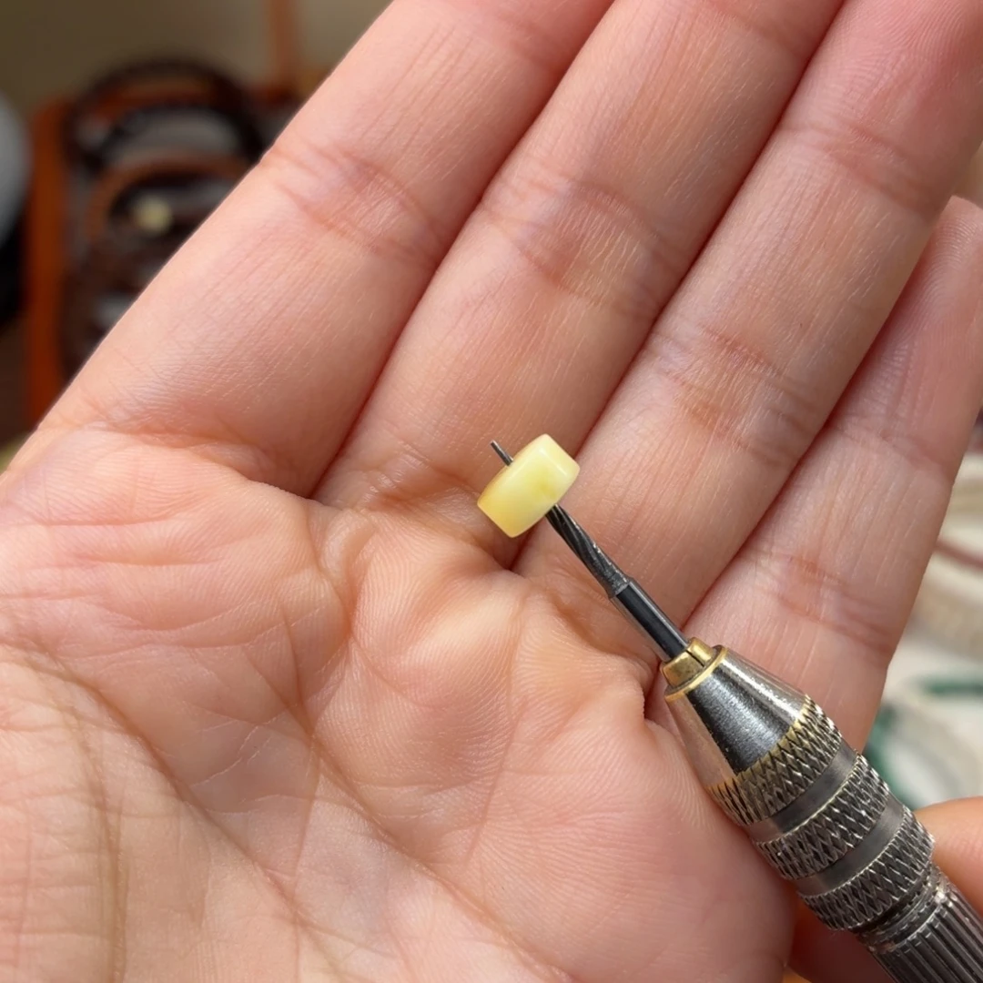 琥珀未镶嵌吊坠(不含链)