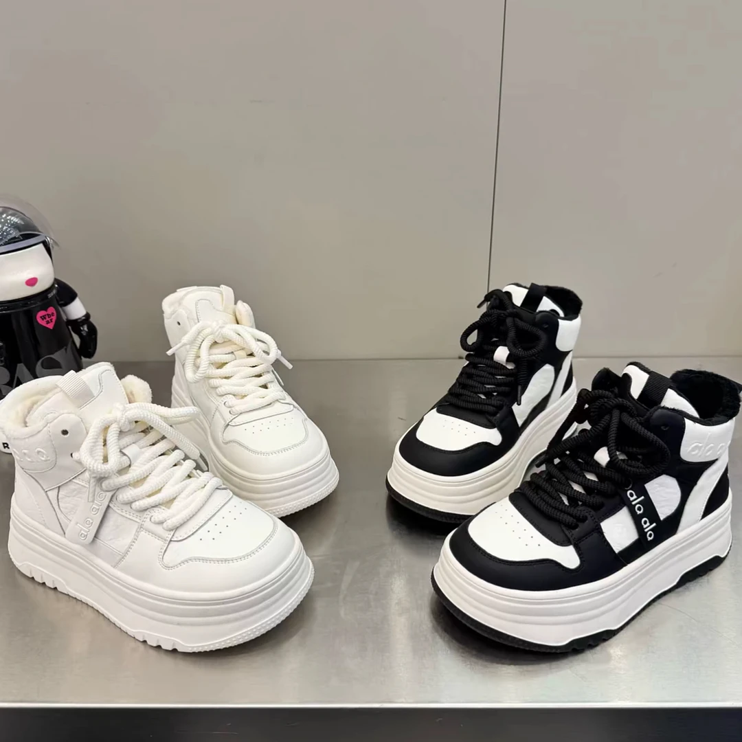 欧洲站系带厚底松糕小白鞋女2025秋季新款休闲高帮小个子面包板鞋