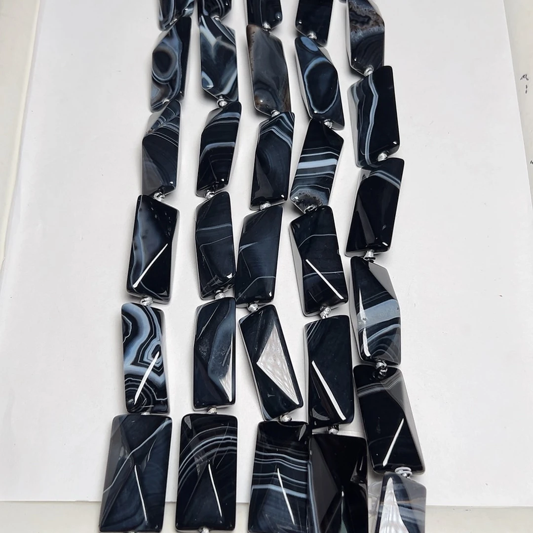 玛瑙/玉髓足银镶嵌珠宝半成品L667。20*40m天然缠丝玛瑙一条