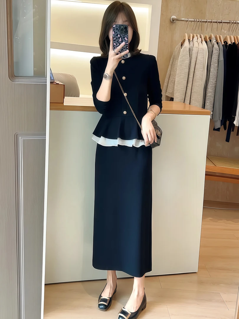 秋季流行时尚穿搭高级感气质荷叶边长袖连衣裙黑色显瘦假两件裙子