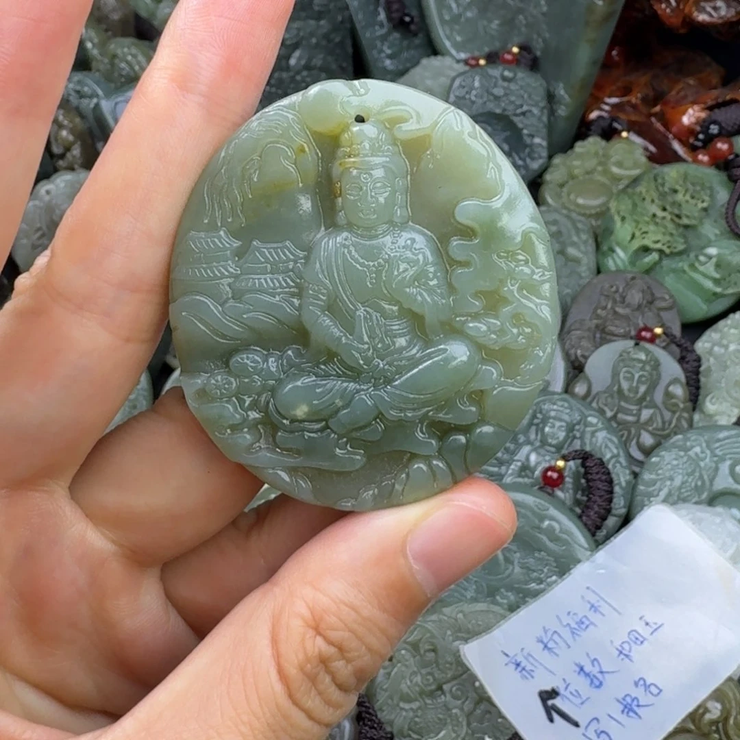 和田玉未镶嵌颈饰