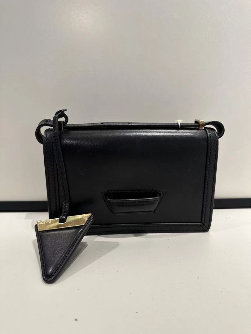 95新 LOEWE/罗意威 黑色斜挎包 1150 2718