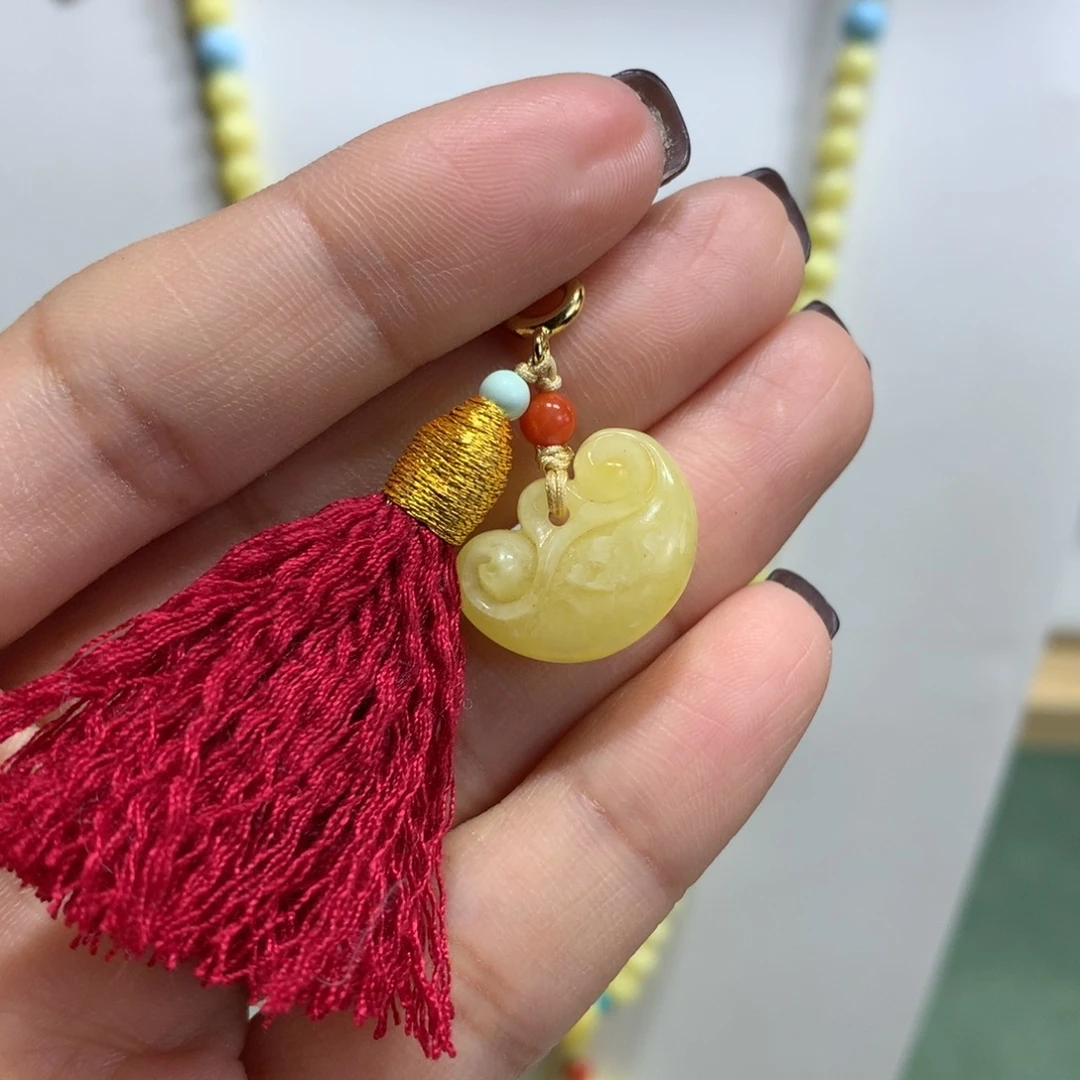 蜜蜡未镶嵌裸石配饰