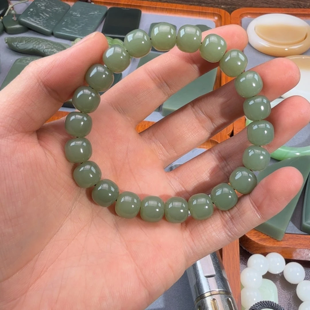 和田玉手链未镶嵌我****马