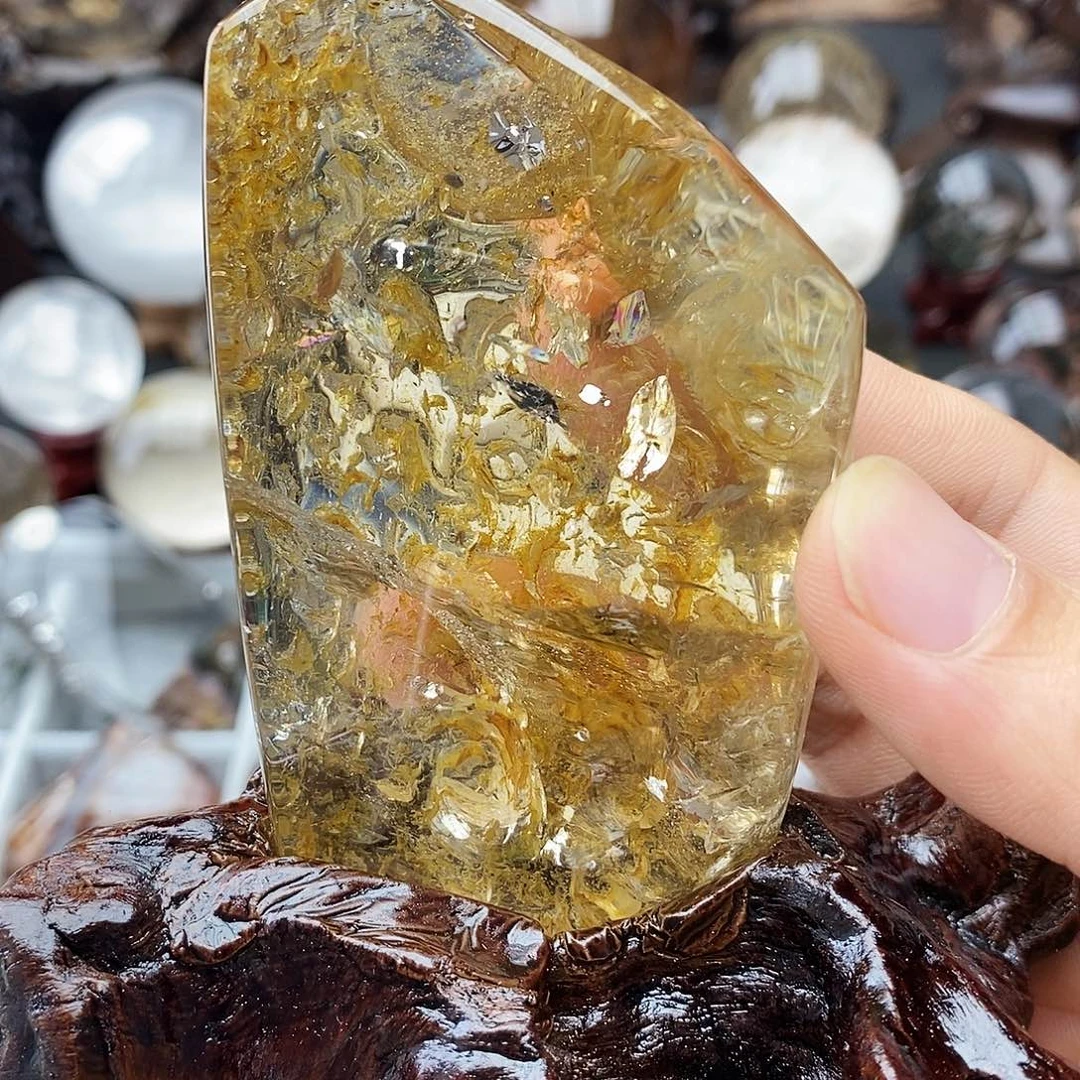 未镶嵌珠宝半成品水晶h****8