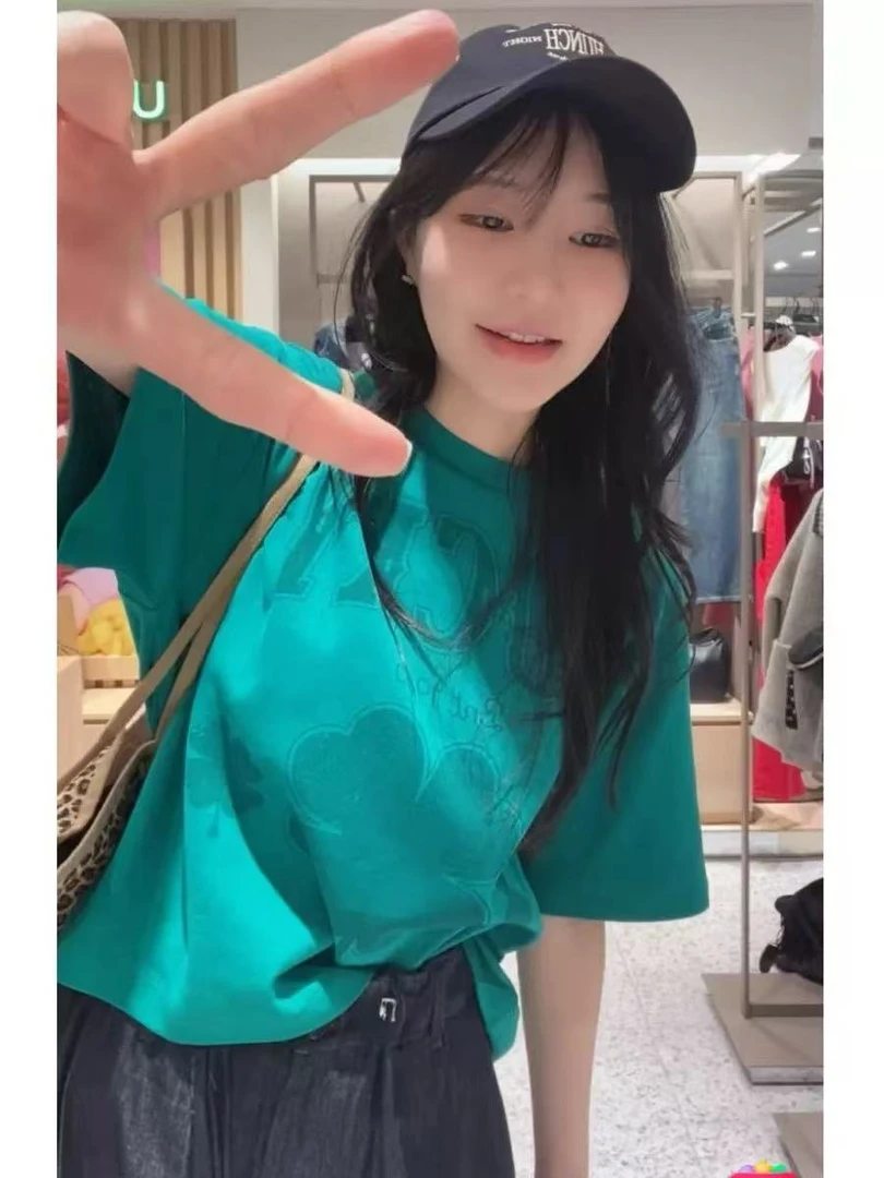 2025夏季圆领宽松休闲百搭四叶草印花短袖T恤