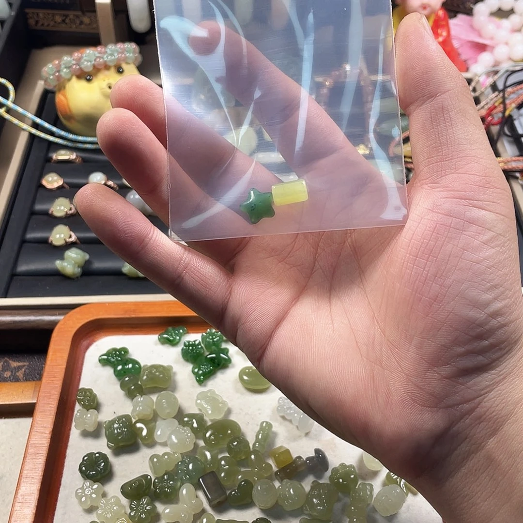 y***r和田玉未镶嵌手链