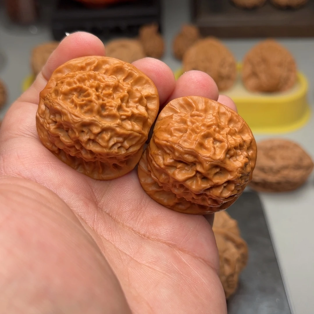 文玩核桃吊坠?****?瓷娃娃