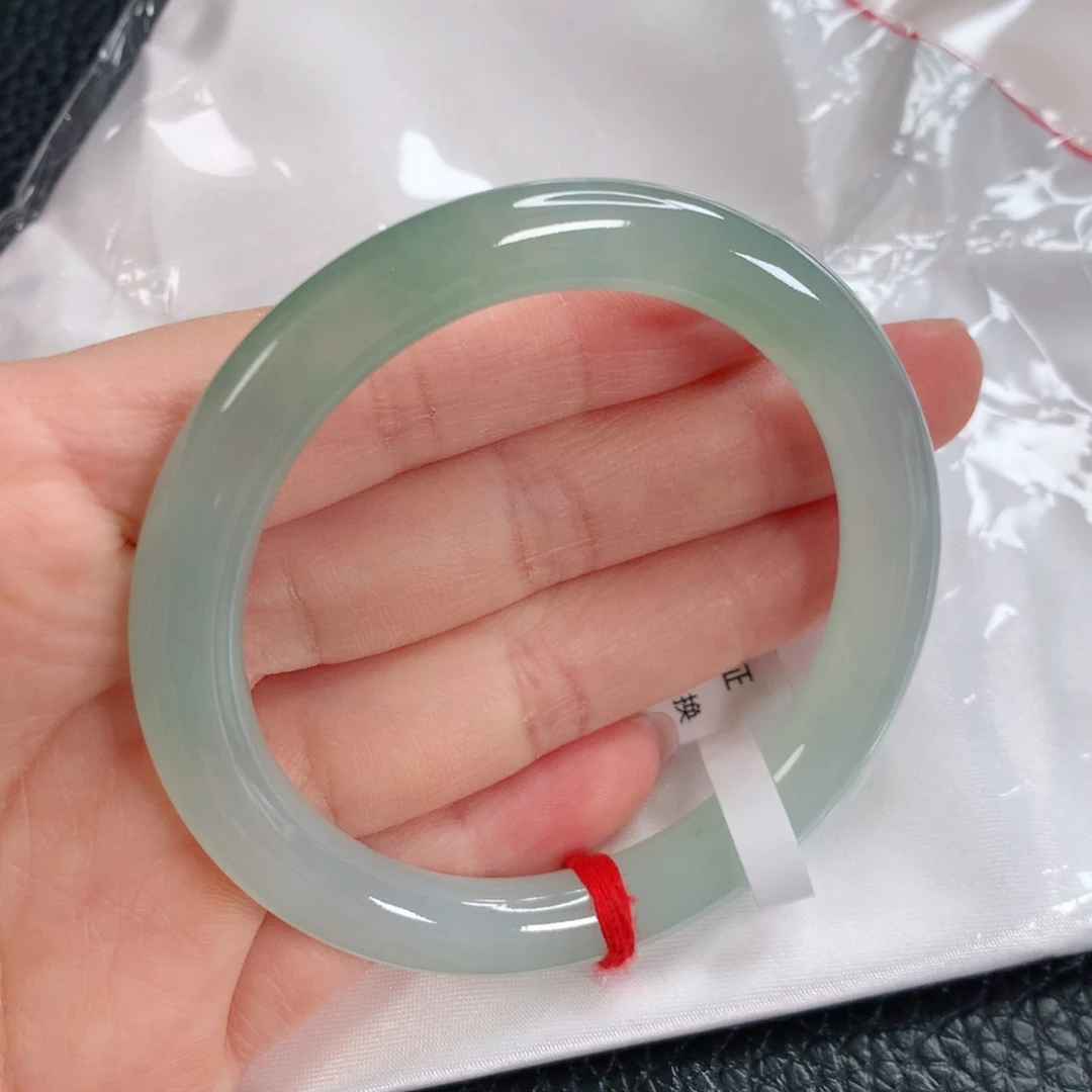 未镶嵌手镯翡翠  圆条273冰透冰绿⭐⭐⭐⭐⭐强烈推荐