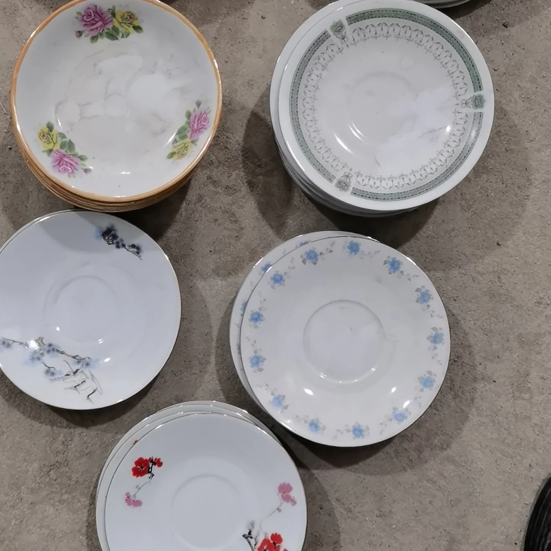 当代景德镇陶瓷工艺品斌*