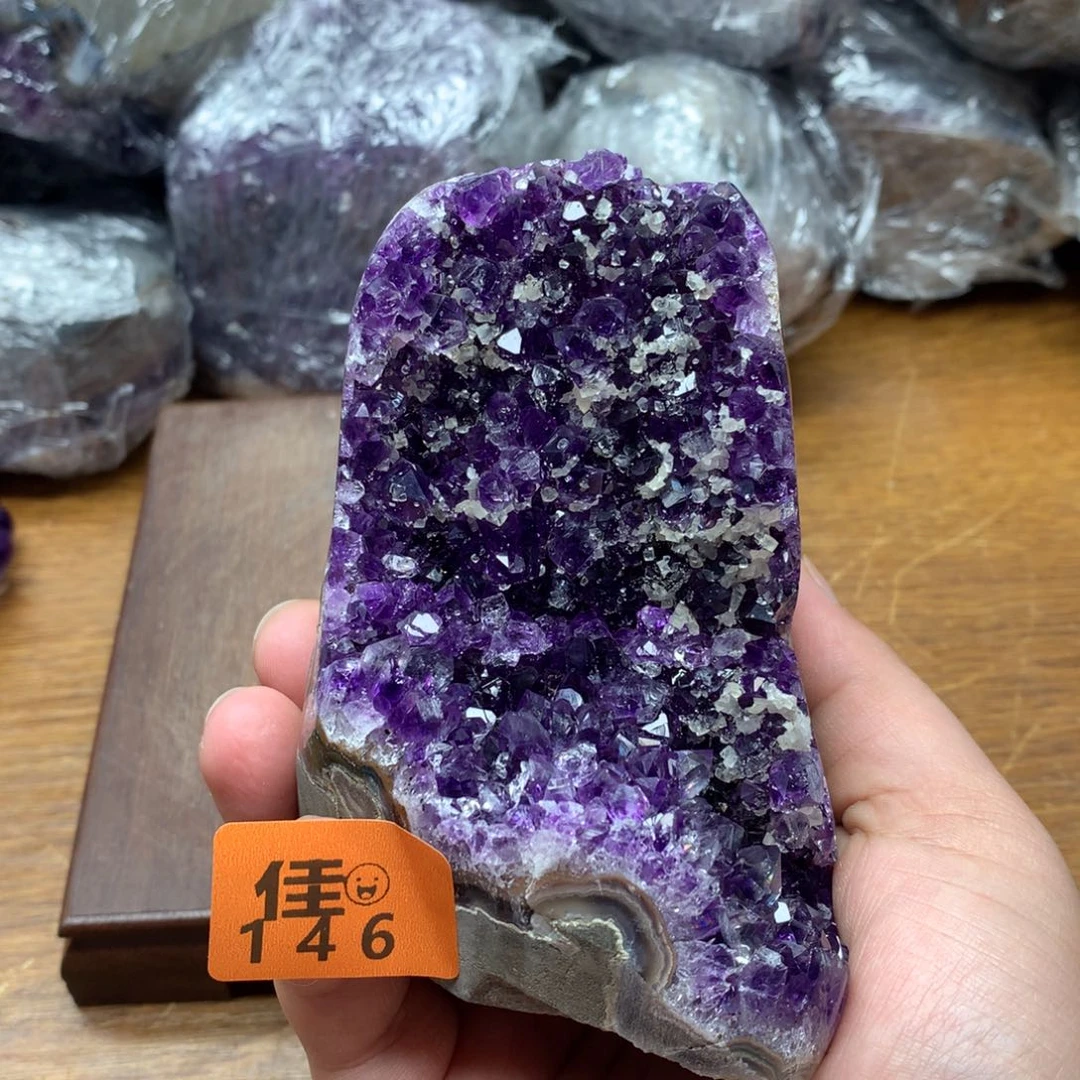 水晶大型摆件（非配饰）未镶嵌