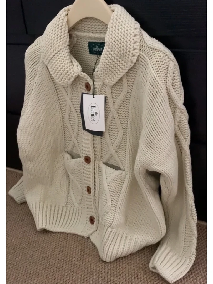 2025秋冬季新款重工麻花翻领粗针毛衣慵懒风百搭减龄针织外套上衣