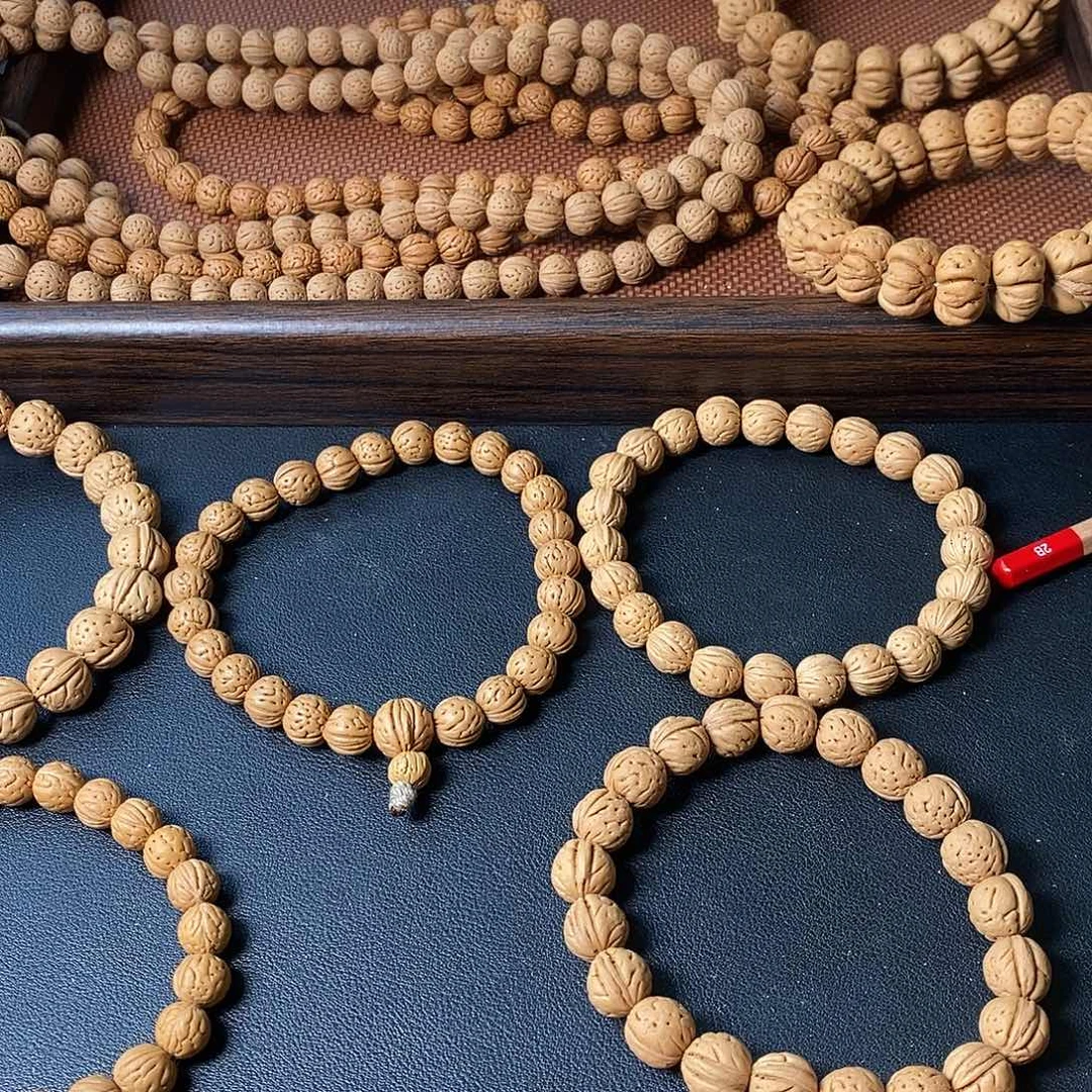 敦***独磊落出品3000红红火火