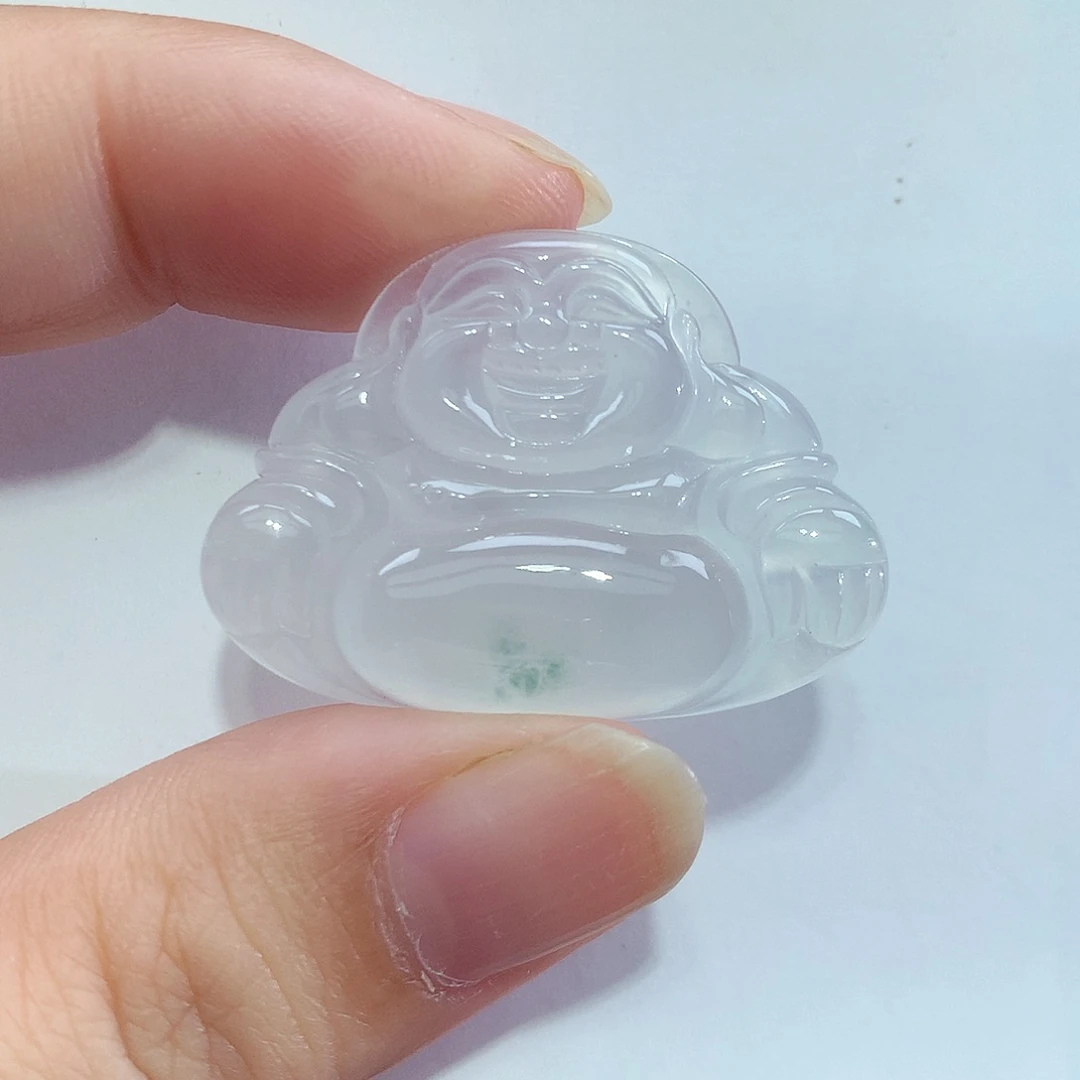 翡翠未镶嵌颈饰佛