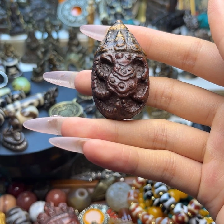 U***e泥塑闪价漏价一件