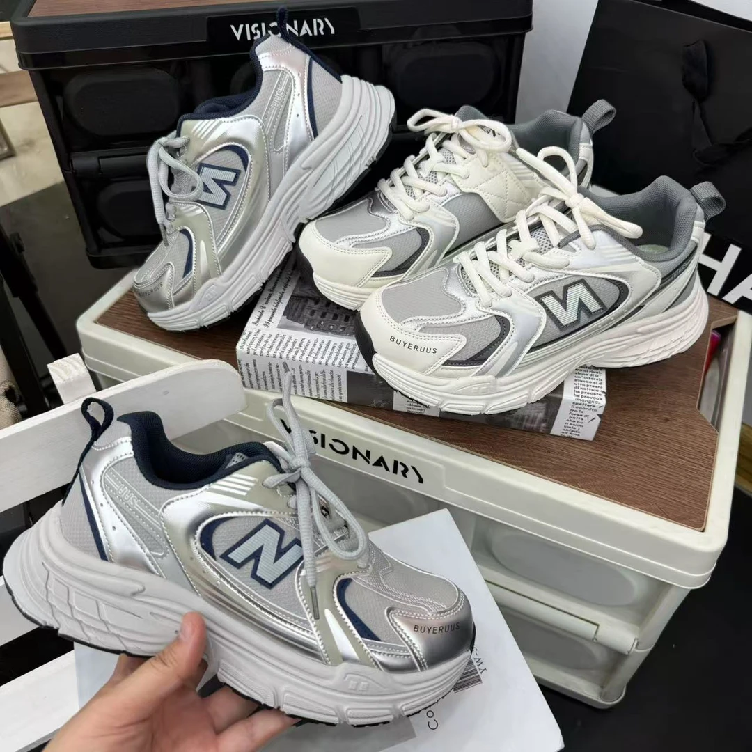 KH11-3加大码字母皮面百搭运动鞋