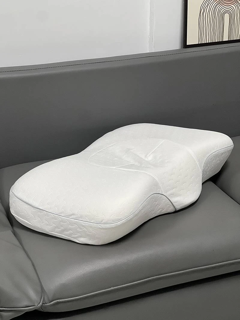 【云目悠悠】新款舒适柔软亲肤家用太空枕头-20241344