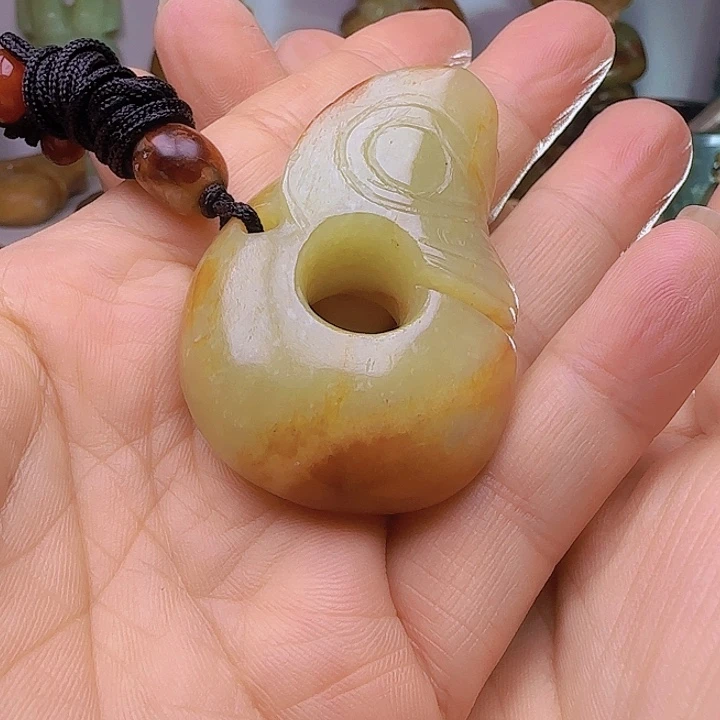 和田玉未镶嵌吊坠(不含链)