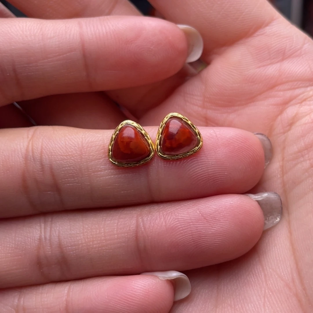 【闪购商品】南红玛瑙牛血红耳钉银S925镶嵌