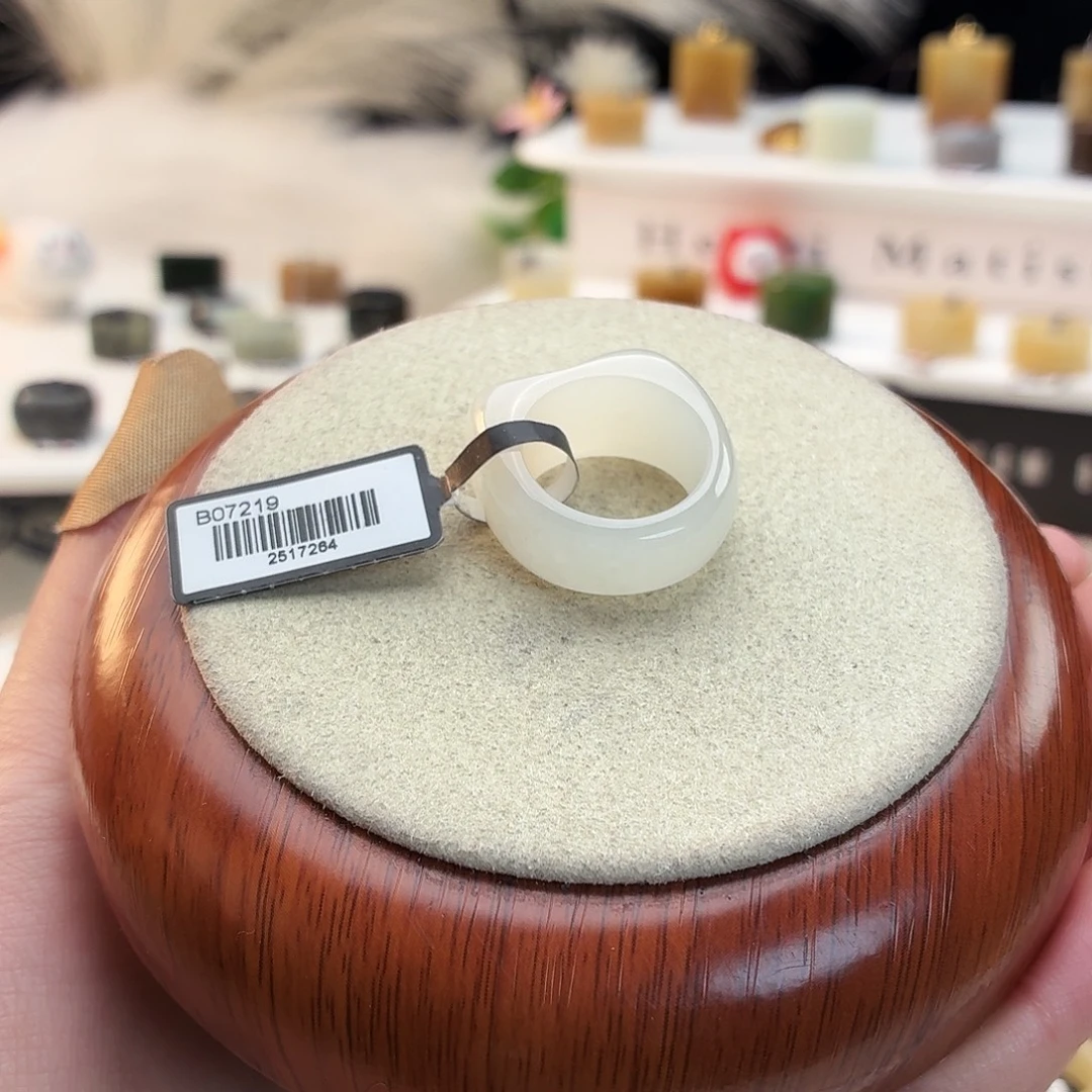 和田玉未镶嵌戒指冰白猫耳朵16.6mmj89