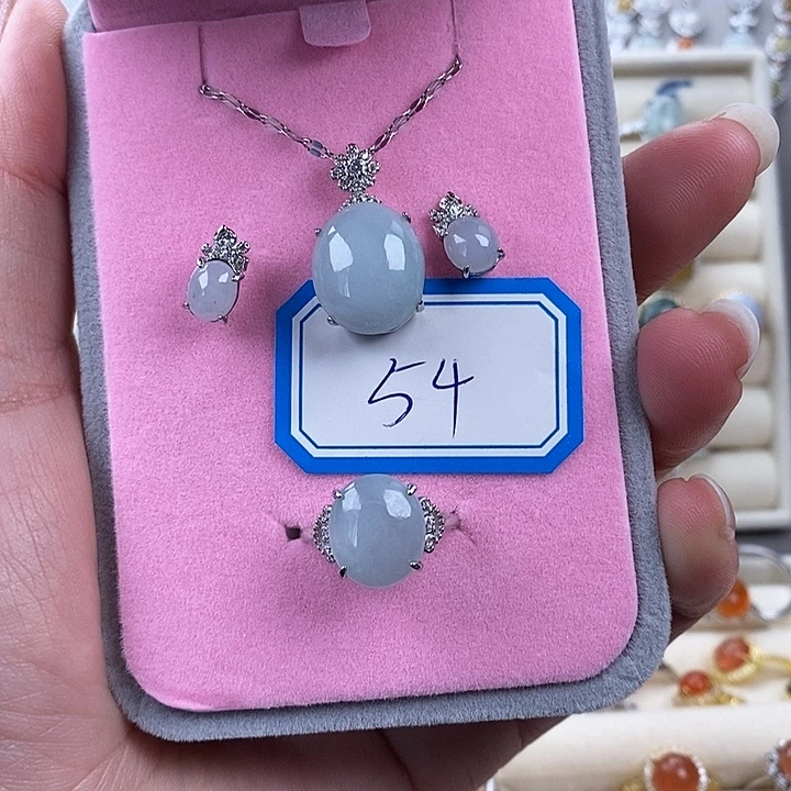 翡翠未镶嵌戒指缅甸