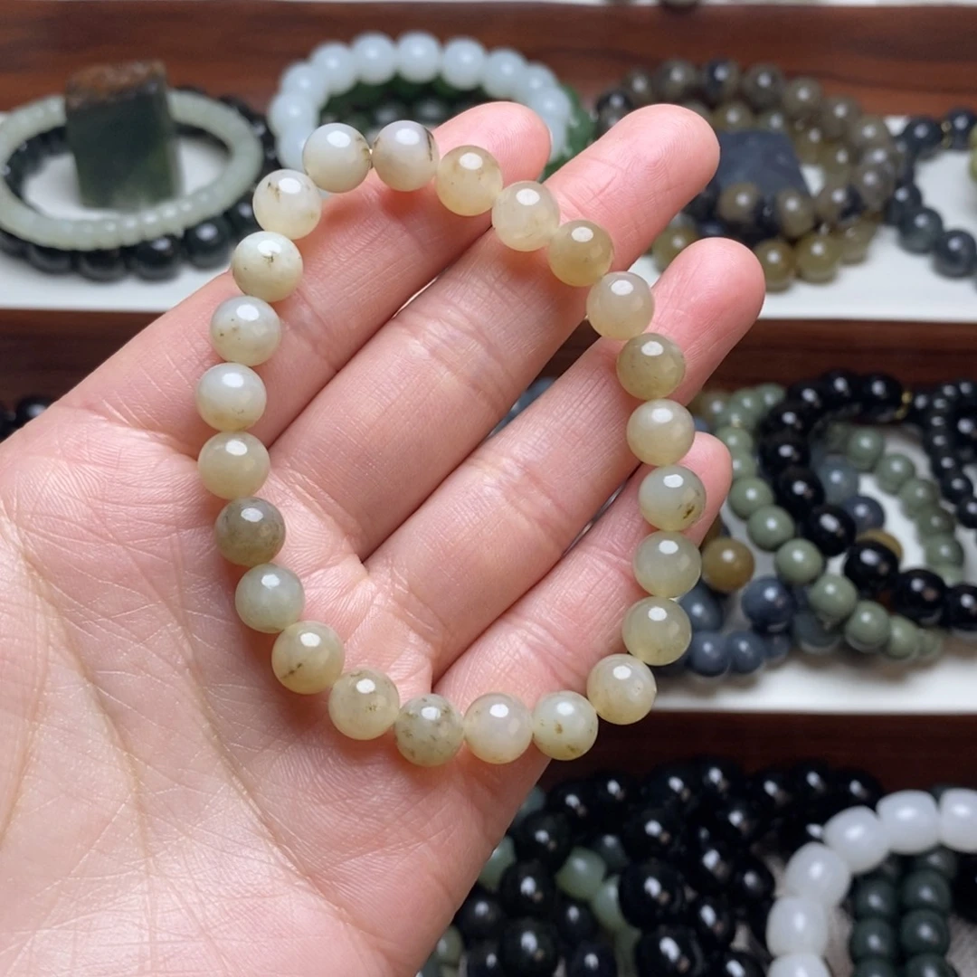 和田玉未镶嵌手串