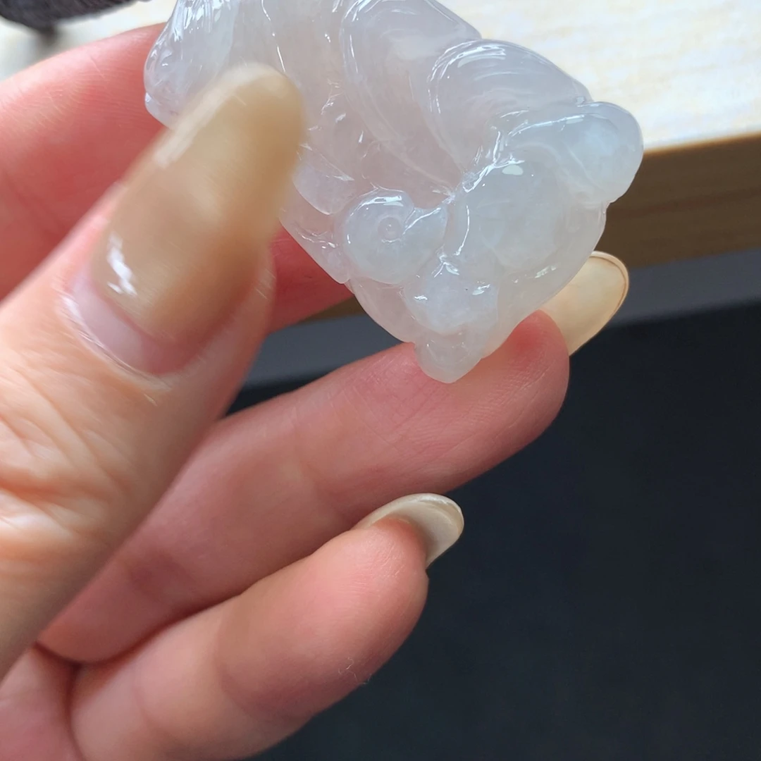 翡翠未镶嵌颈饰吊坠