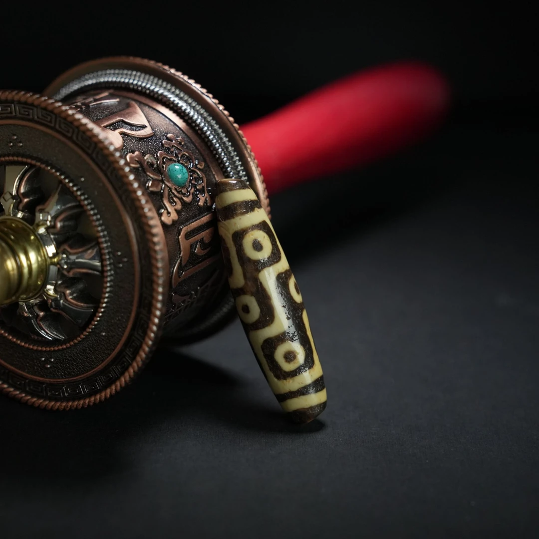 一代老台湾老冯折线九眼玛瑙锁骨男女可佩戴百搭个性轻奢