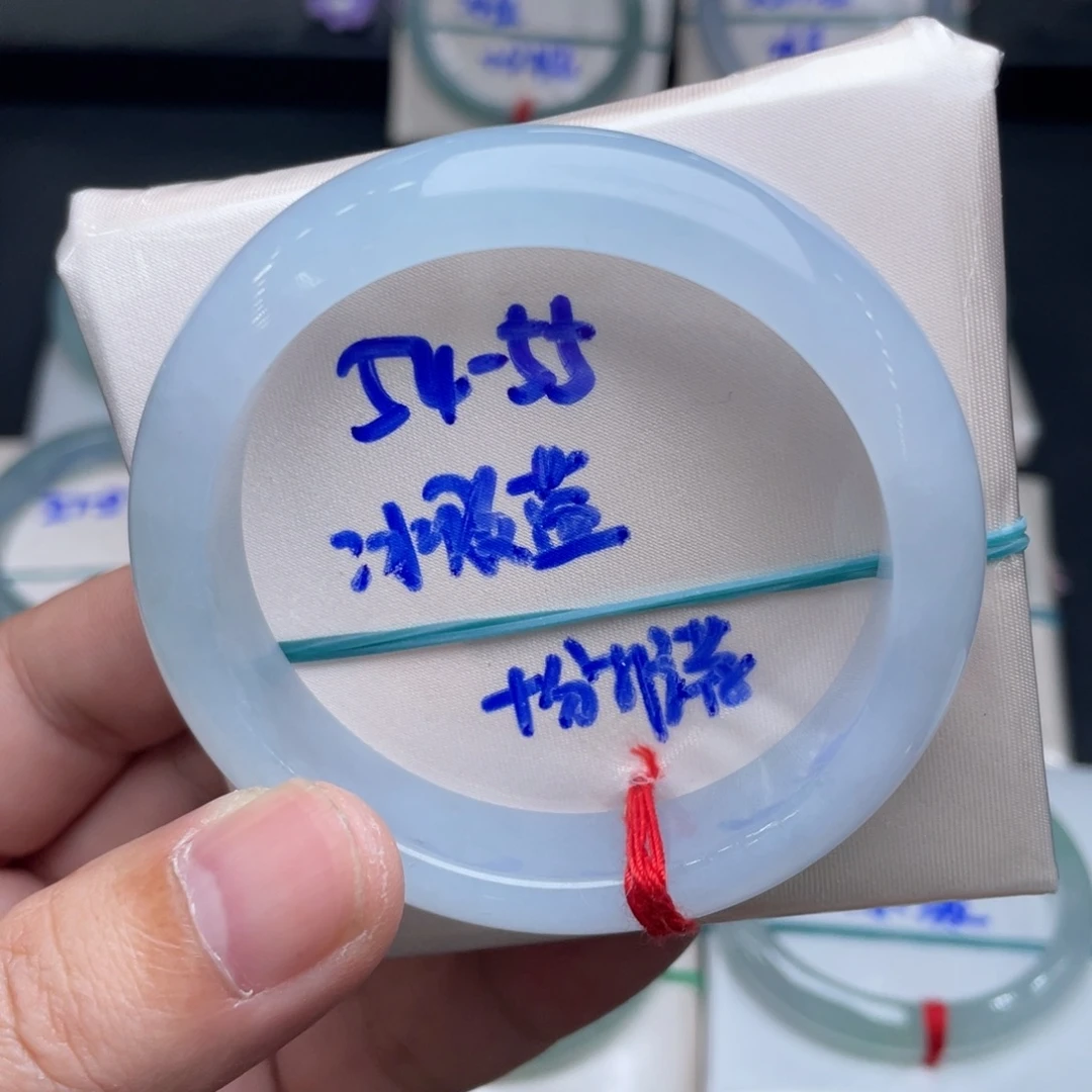 翡翠未镶嵌手镯翡翠手镯