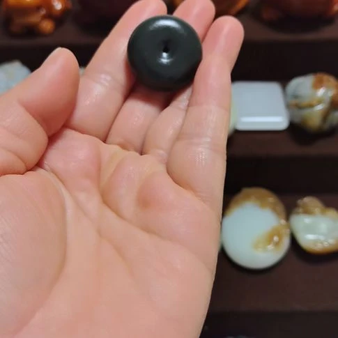 和田玉（青玉）未镶嵌珠宝奇石