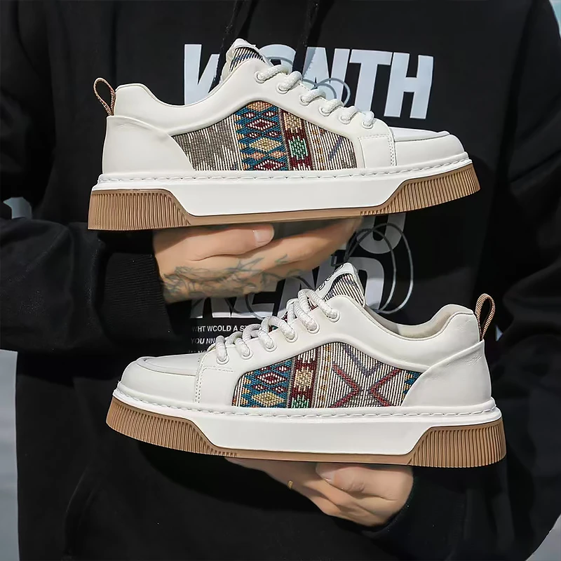 特大码新款男鞋45加宽加肥休闲透气板鞋46男款复古小众刺绣潮鞋48