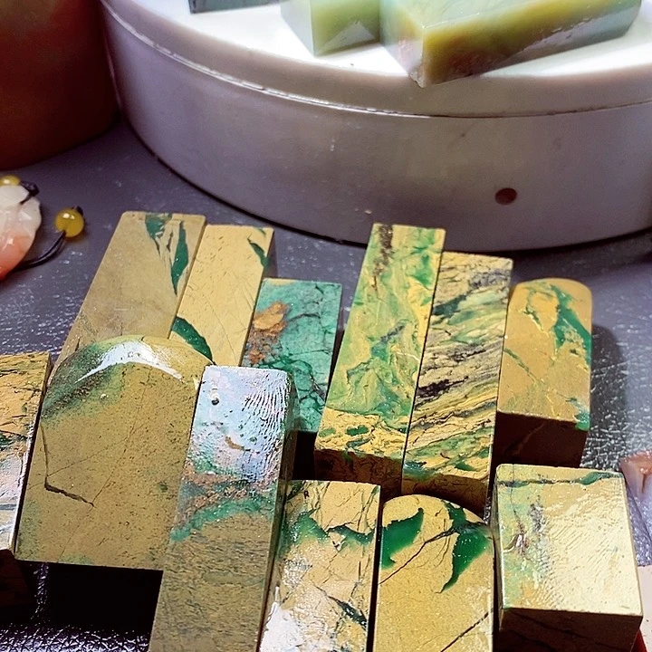 云南石楚*四川绿四川绿