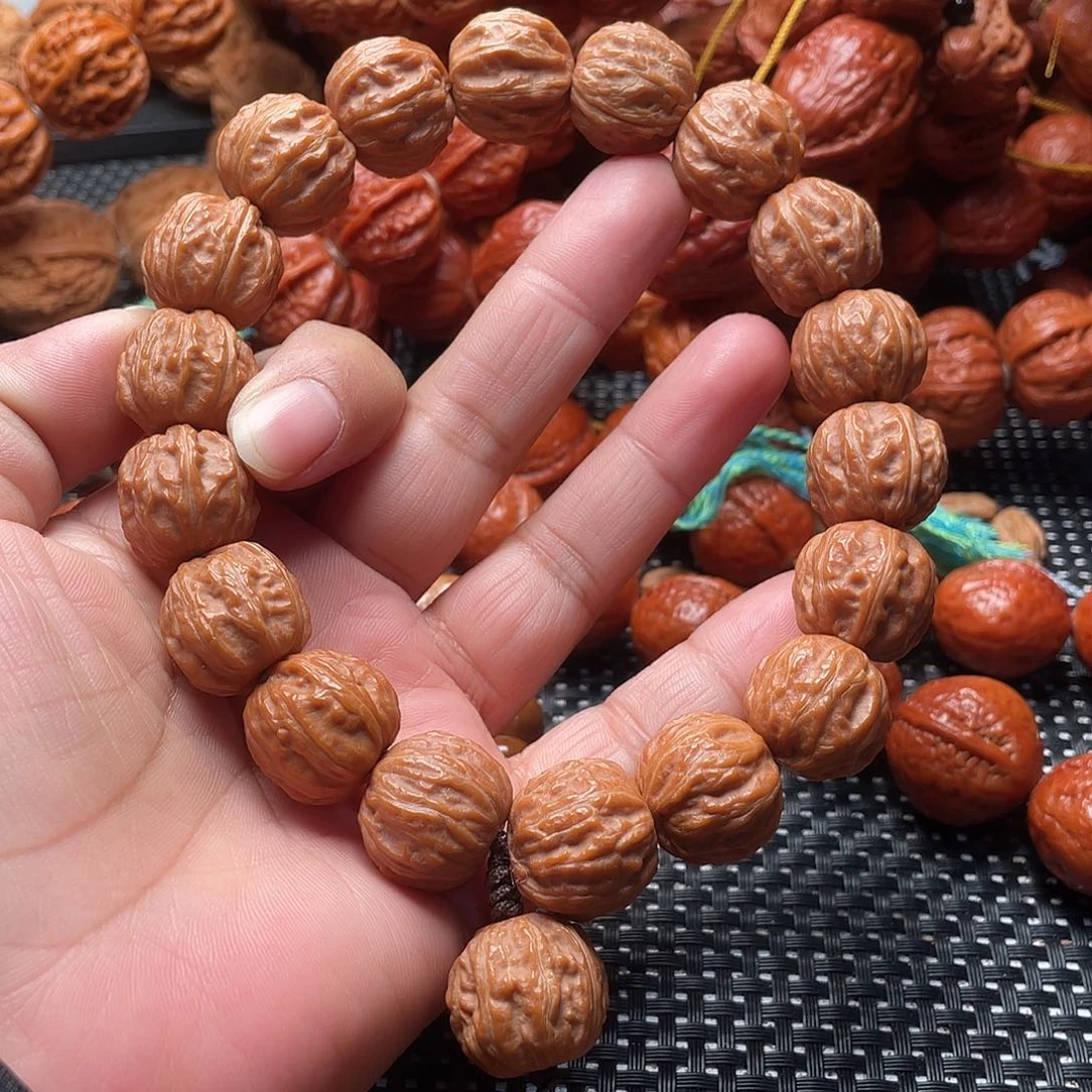 文玩核桃手串树王