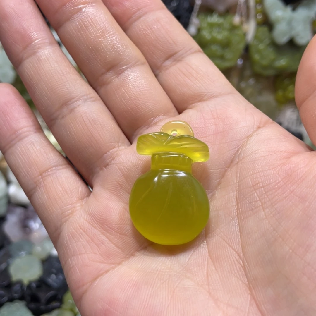 【闪购商品】岫玉颈饰未镶嵌3吊坠