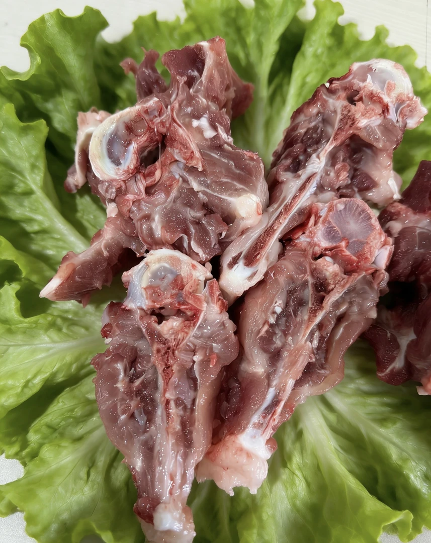 昌图有机黑猪黑猪肉 【猪骨家庭装】