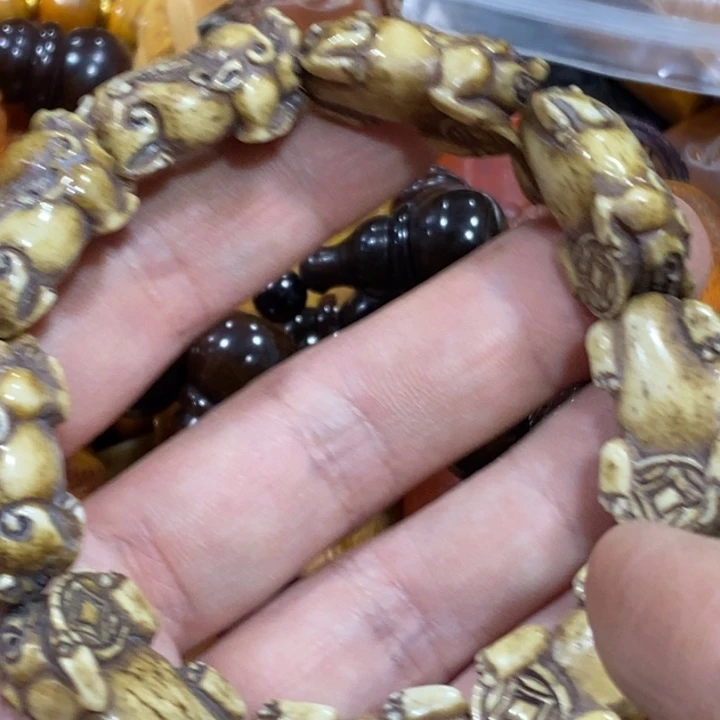 滴血莲花菩提吊坠