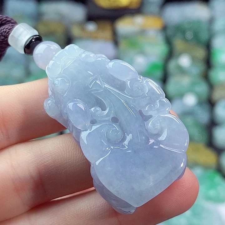 颈饰未镶嵌翡翠天然