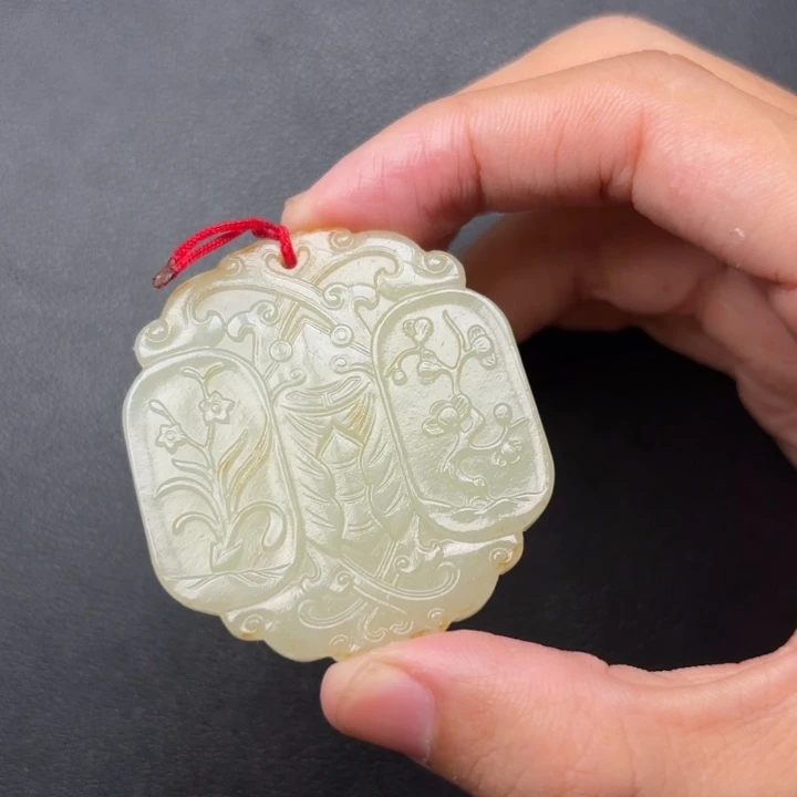 用***6和田玉未镶嵌颈饰
